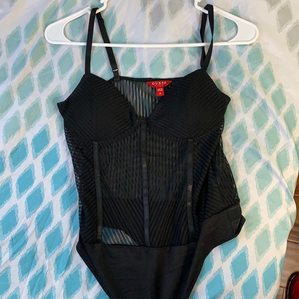 Guess one piece size M